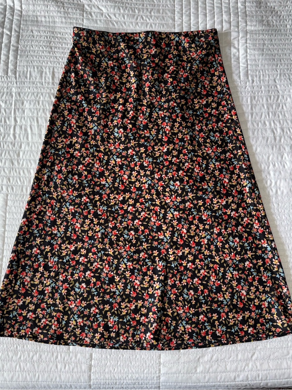 LOFT Floral Satin Midi Skirt | Small | Elastic Waist - Picture 8 of 8